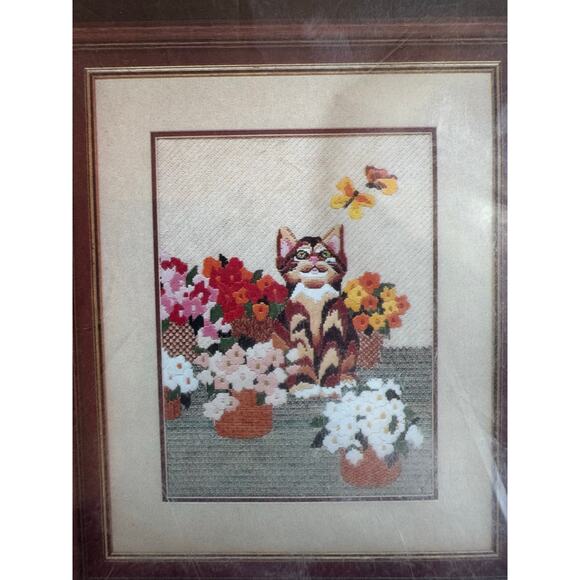 Vtg Creative Expressions Tabby on Terrace Needlepoint Kit Cat Kitten 3004 16x12 - Picture 1 of 4